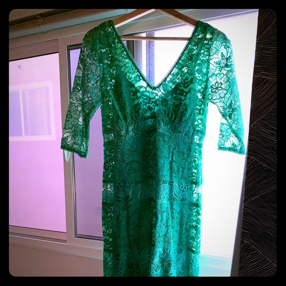 Gorgeous Anthropologie green lace dress